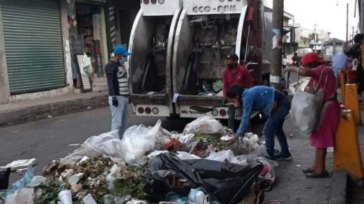 BASURA TEHUACAN 01 JAJ